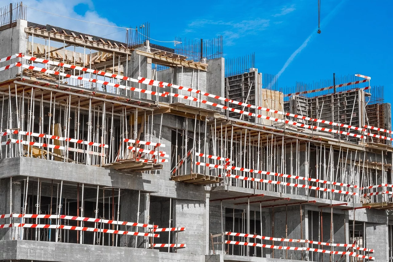 apartment under onstruction site with concrete and rebar showing
